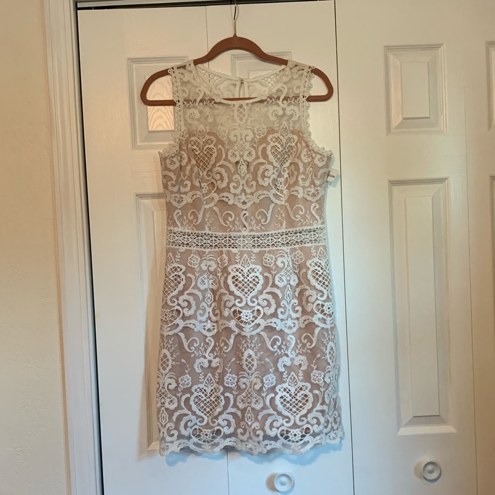 White lace dress